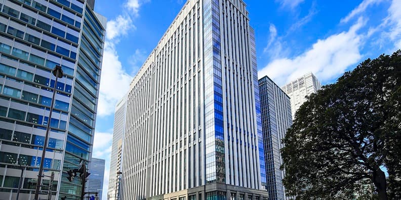 東京駅のコワーキングスペース「リージャス丸の内鉄鋼ビル」