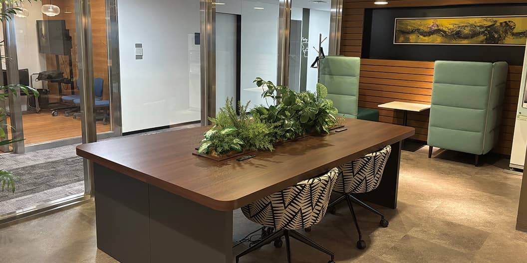 横浜のコワーキングスペース「リージャス横浜スカイビル」