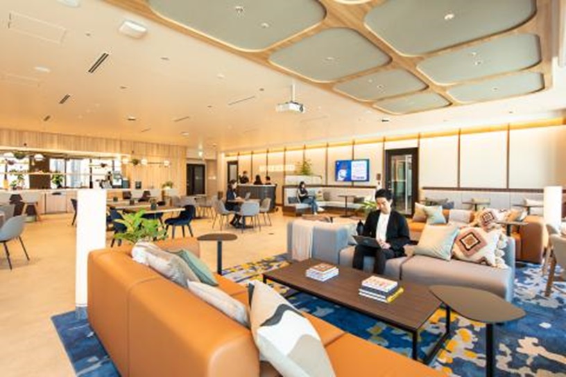 新宿のテレワーク向け個室「JustCo新宿ミライナタワー」