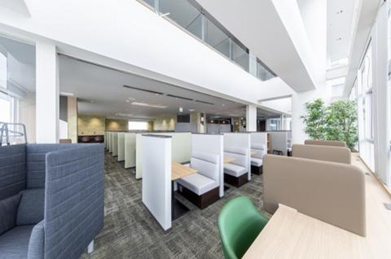 京都のテレワーク向け個室「BIZcomfort三条木屋町」